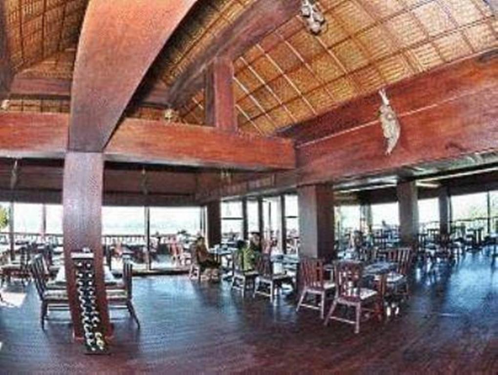 Sengtawan Riverside Hotel 万象 餐厅 照片